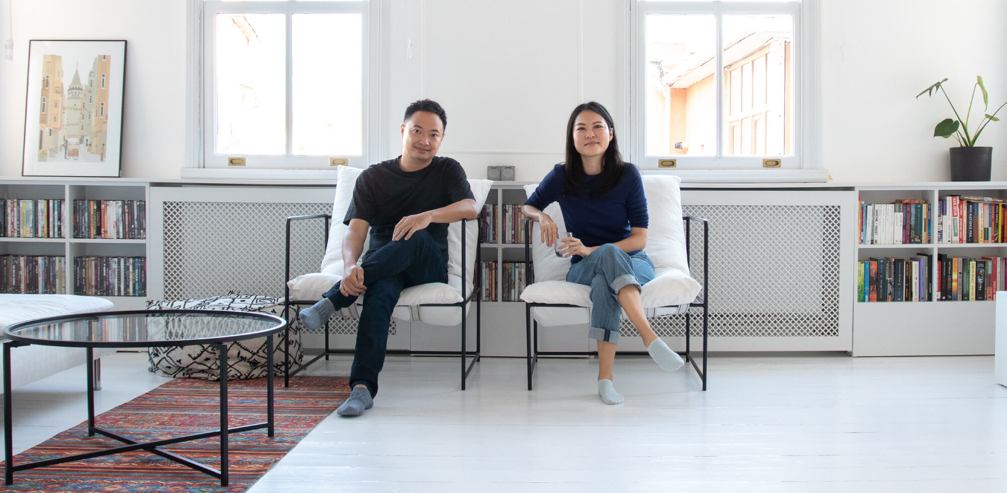 Photo of the founders of Vanillapup, Sarah and Lionel