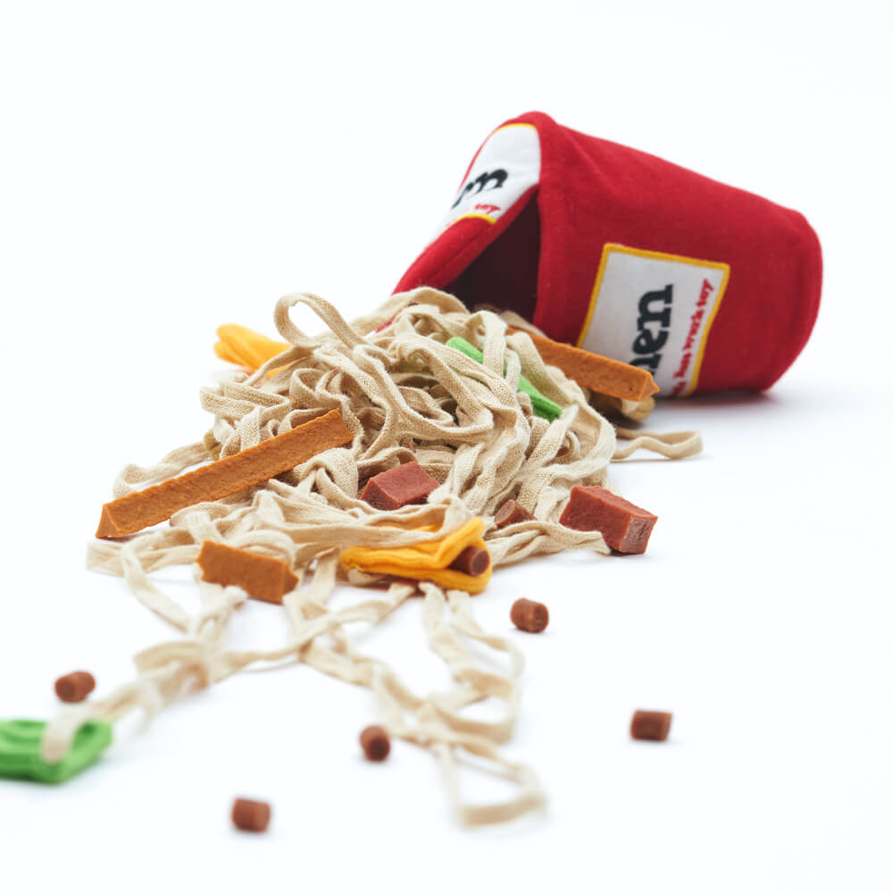 HOWLPOT Ramen Nose Work Toy