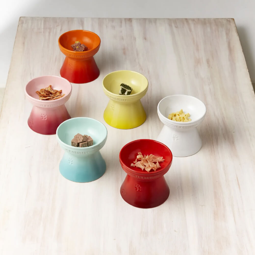 Le Creuset Stoneware Footed Pet Bowl