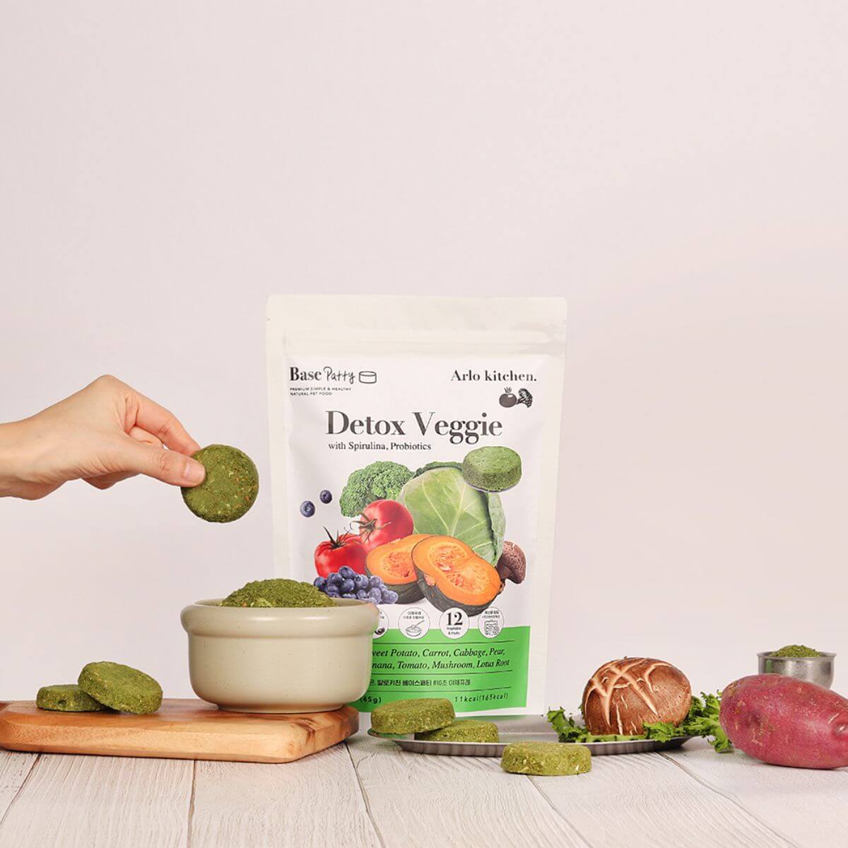 The ingredients of Arlo Kitchen Detox Veggie Patties.