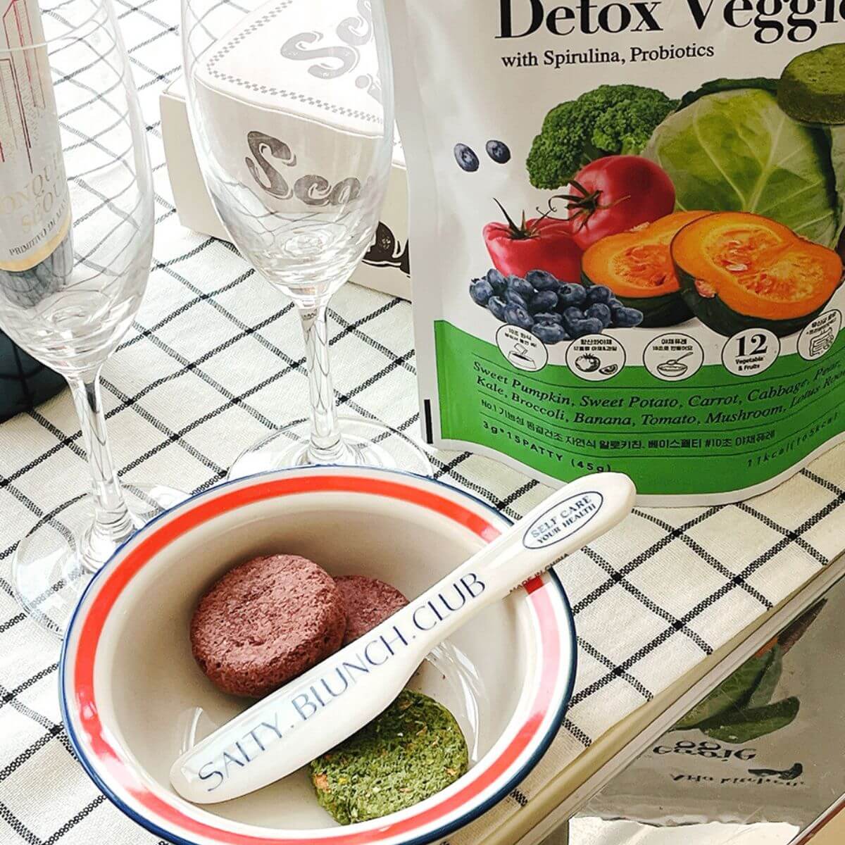 Arlo Kitchen Detox Veggie Patties in a bowl.