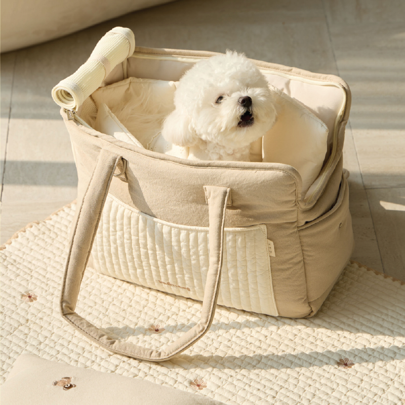 ba&ttang Quilted Pocket Pet Carrier