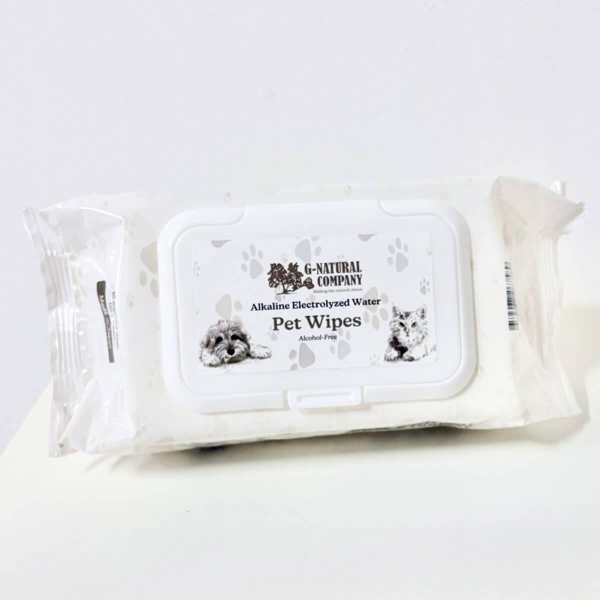G-Natural Pet Wipes against a white background.