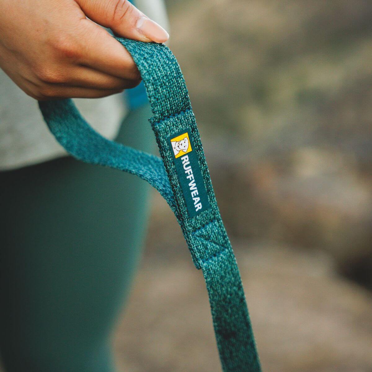 Ruffwear Flex Leash Deep Teal handle loop.
