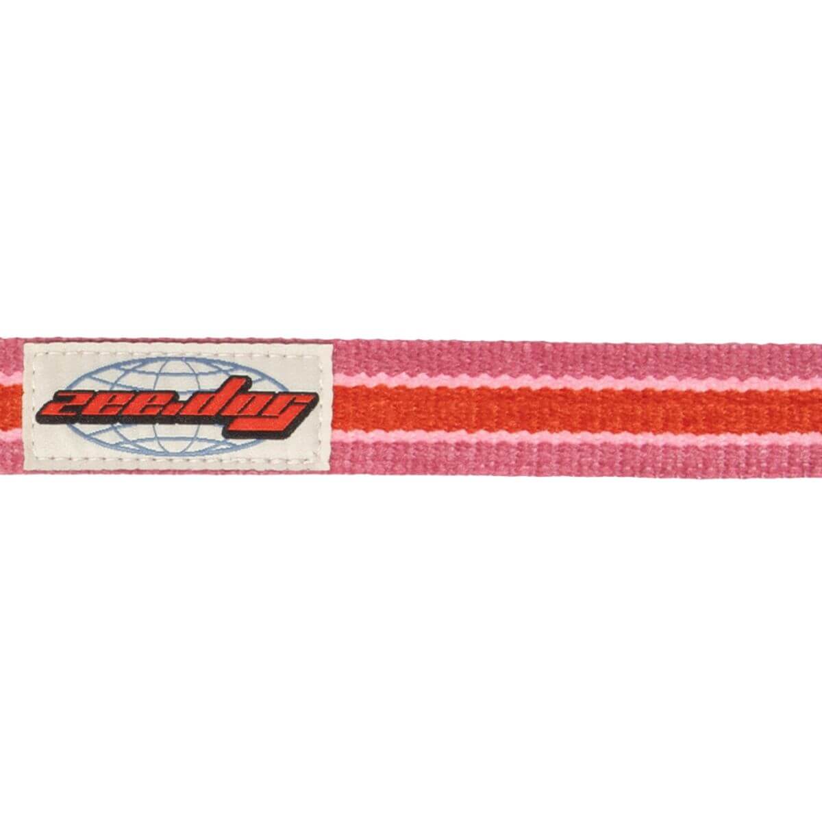 zee.dog velvet vibes courtney collar against a white background.