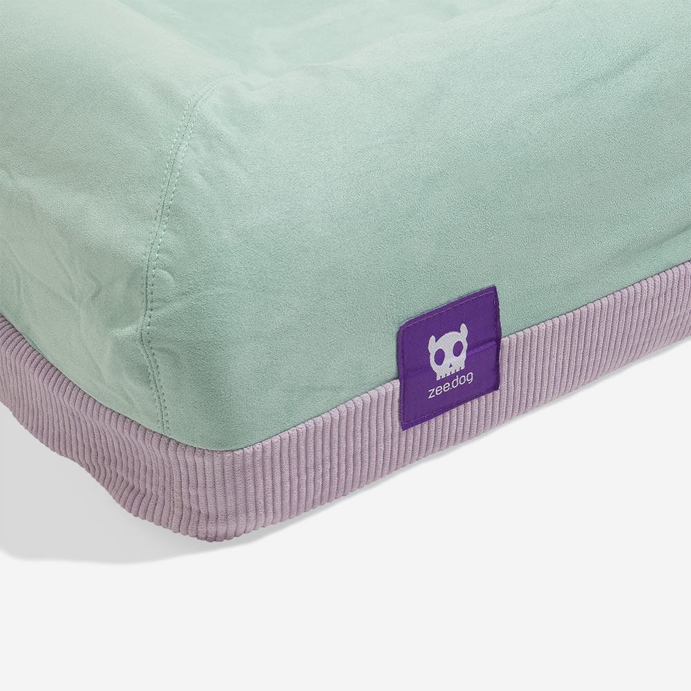 Zee.Dog Bed Cover | Lotus