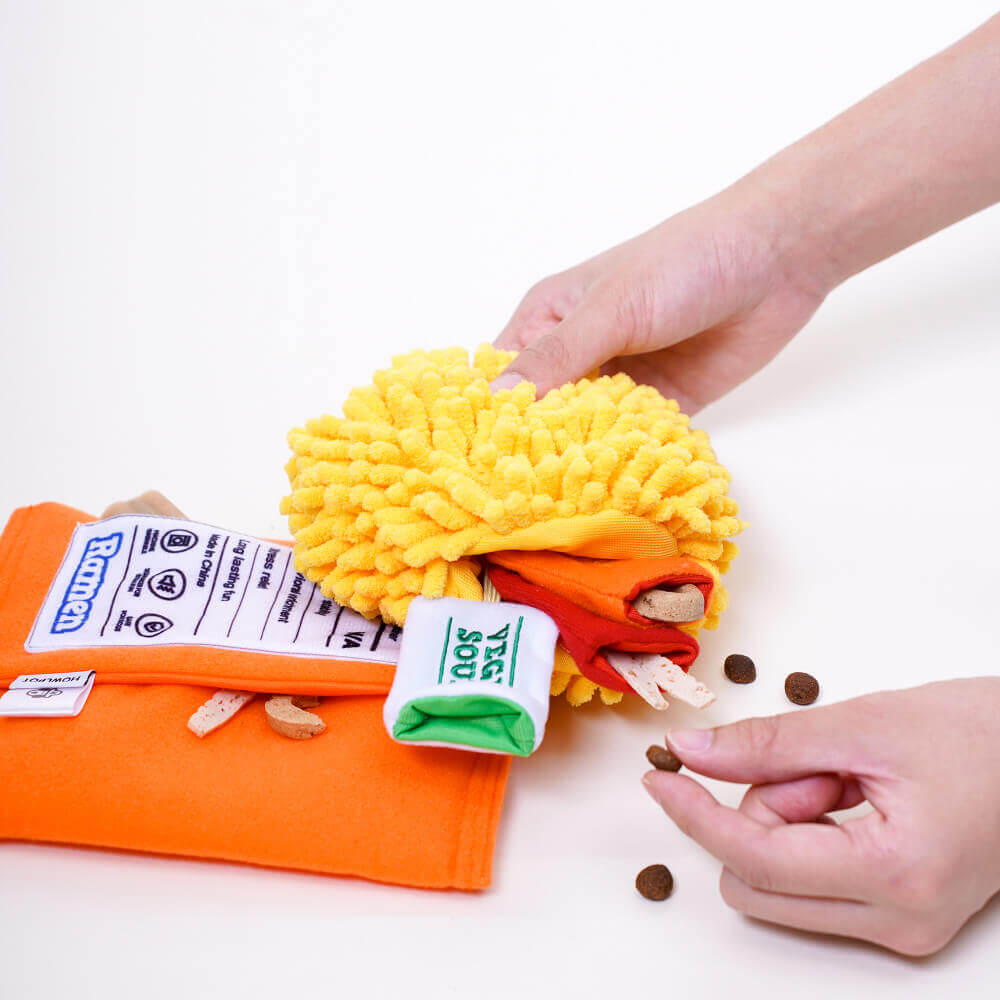 HOWLPOT Spicy Ramen Nose Work Toy