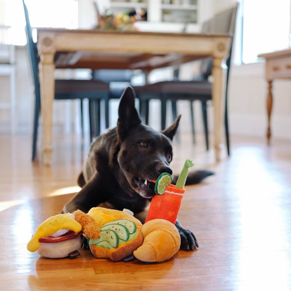 PLAY Barking Brunch Bloody Mary Plush Toy - Vanillapup Online Pet Store