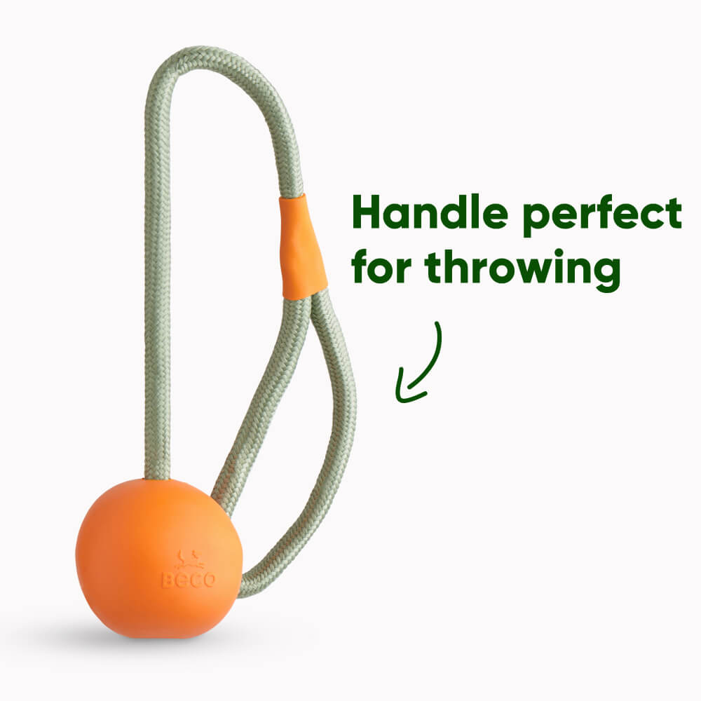 Beco Natural Rubber Slinger Ball