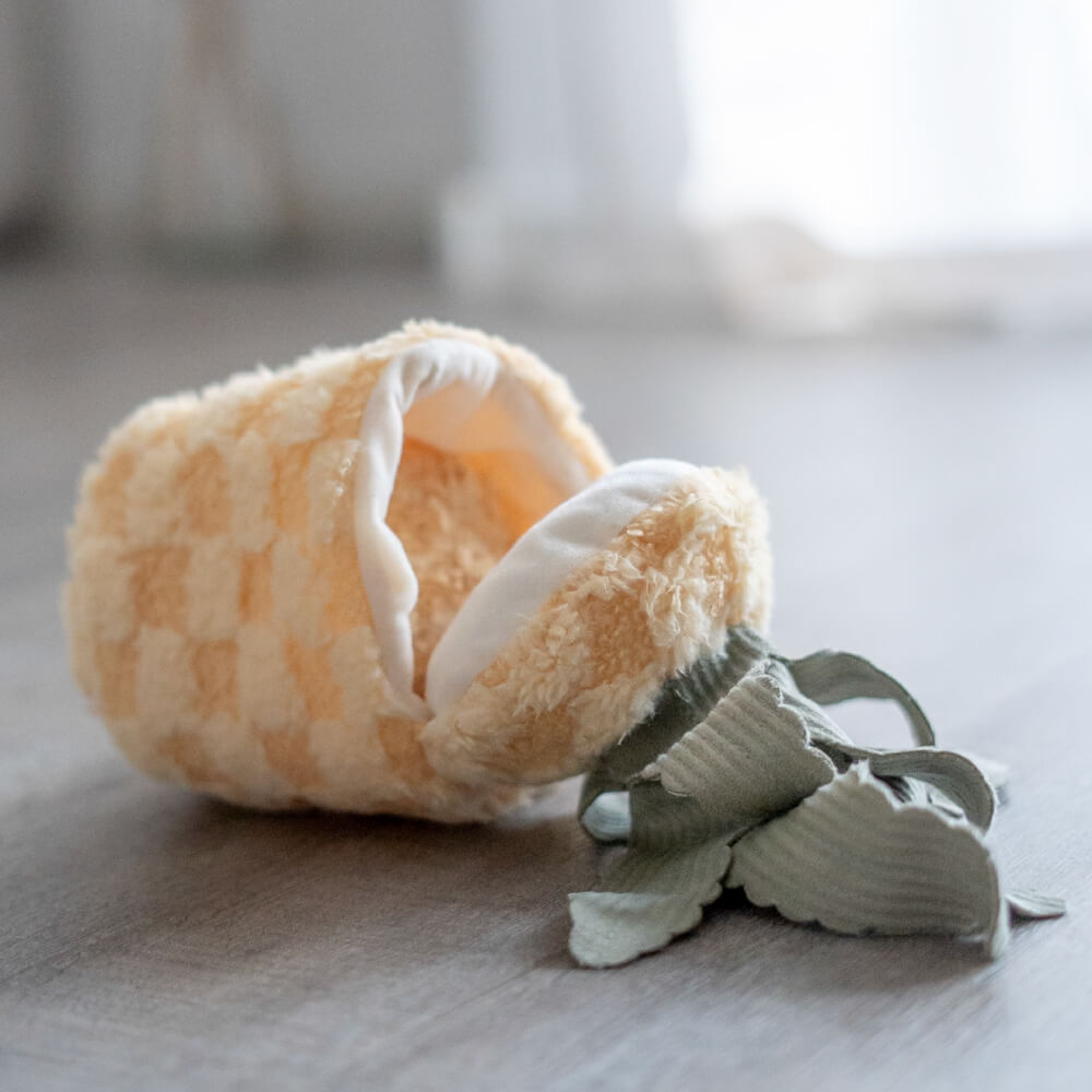 Lambwolf Pineapple Pop Toy