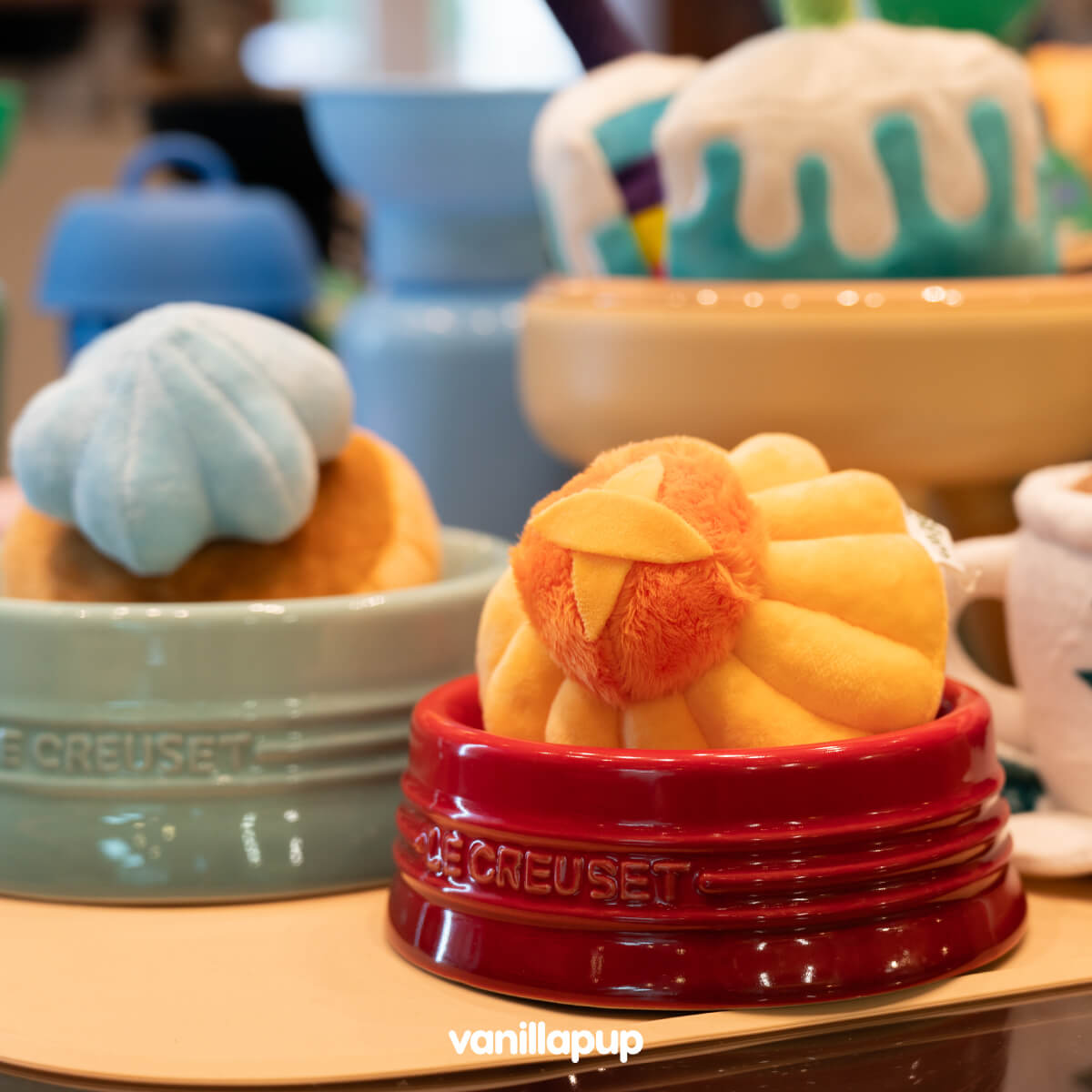 Le Creuset Stoneware Pet Bowl (3 Sizes)