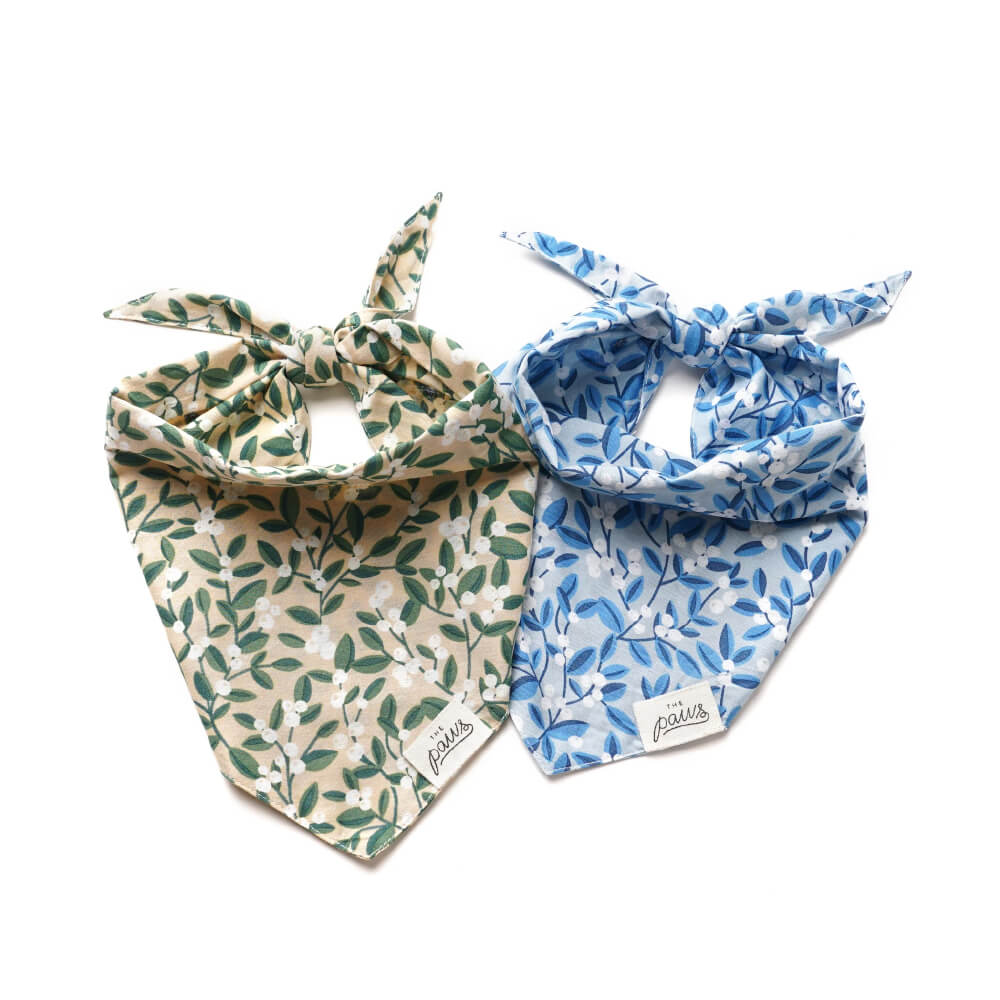 The Paws Bandana | Winter Berry (S)