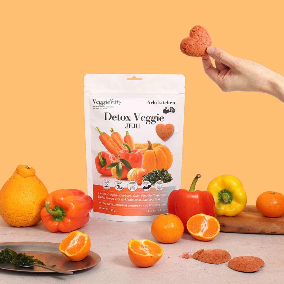 Arlo Kitchen Detox Veggie Jeju and its ingredients against a white background.