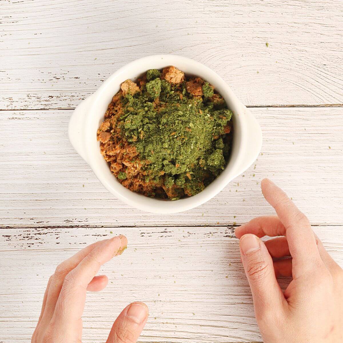 Arlo Kitchen Detox Veggie Patties in a bowl.