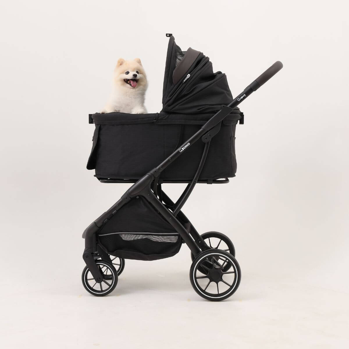 Bernd Pets Autofold Groove Pet Stroller in Onyx Black against a white background.