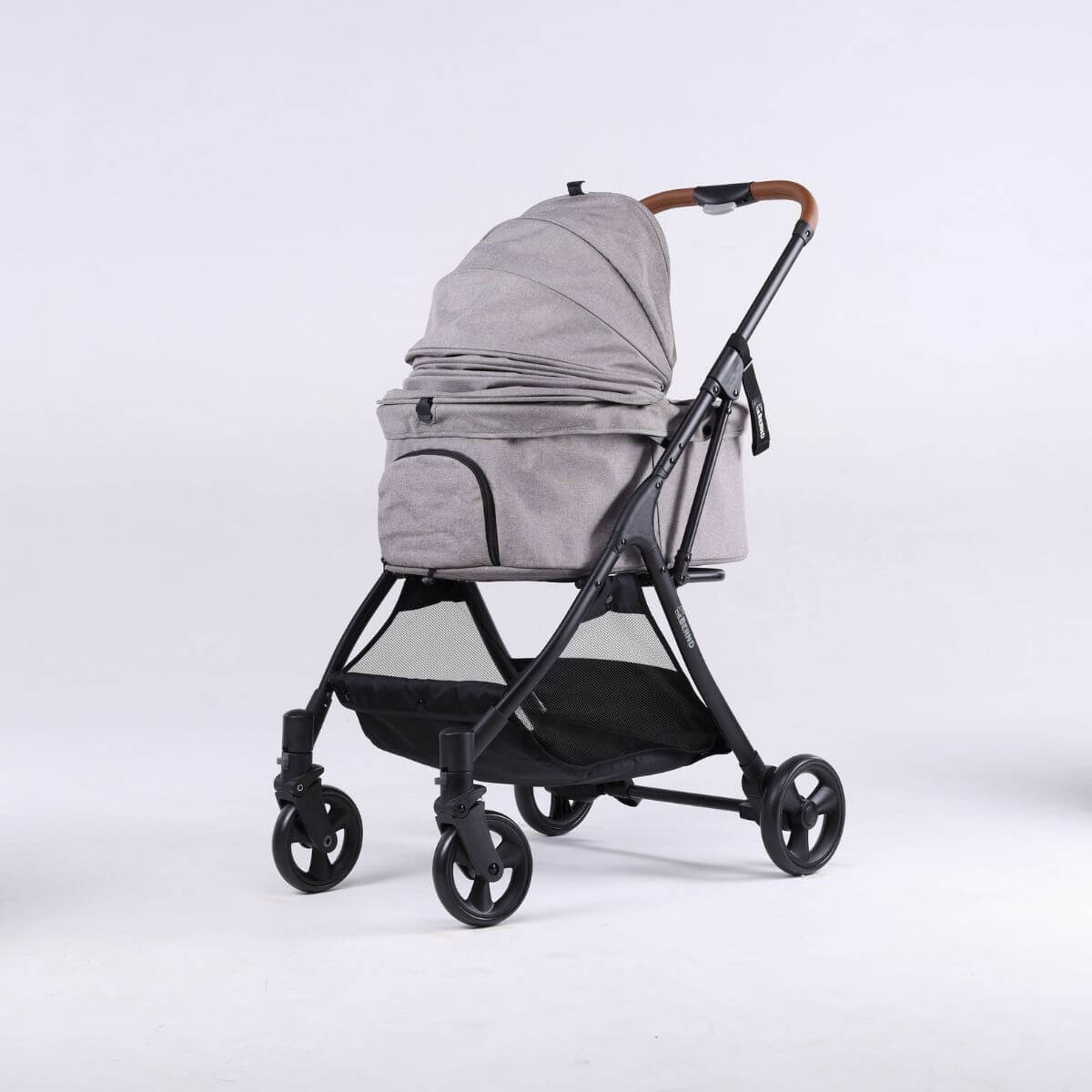 Bernd Pets Autofold Lina in Manatee Grey against a white background.