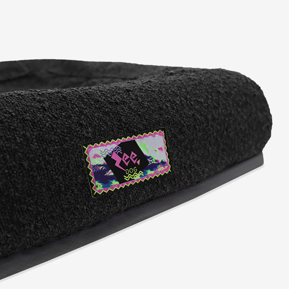 Zee.Dog Boucle Bed Cover | Freeride