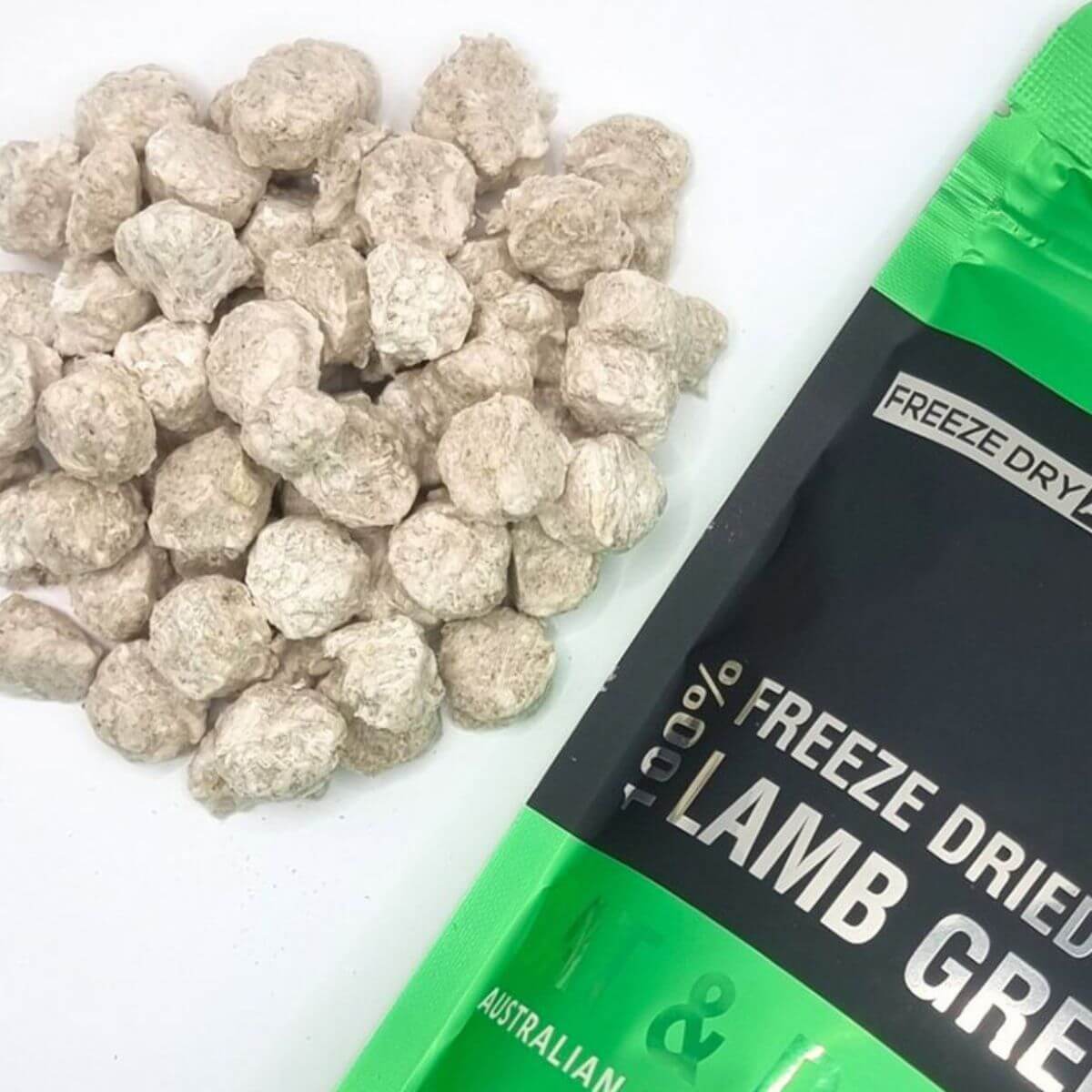 Freeze Dry Australia Lamb Green Tripe against a white background.