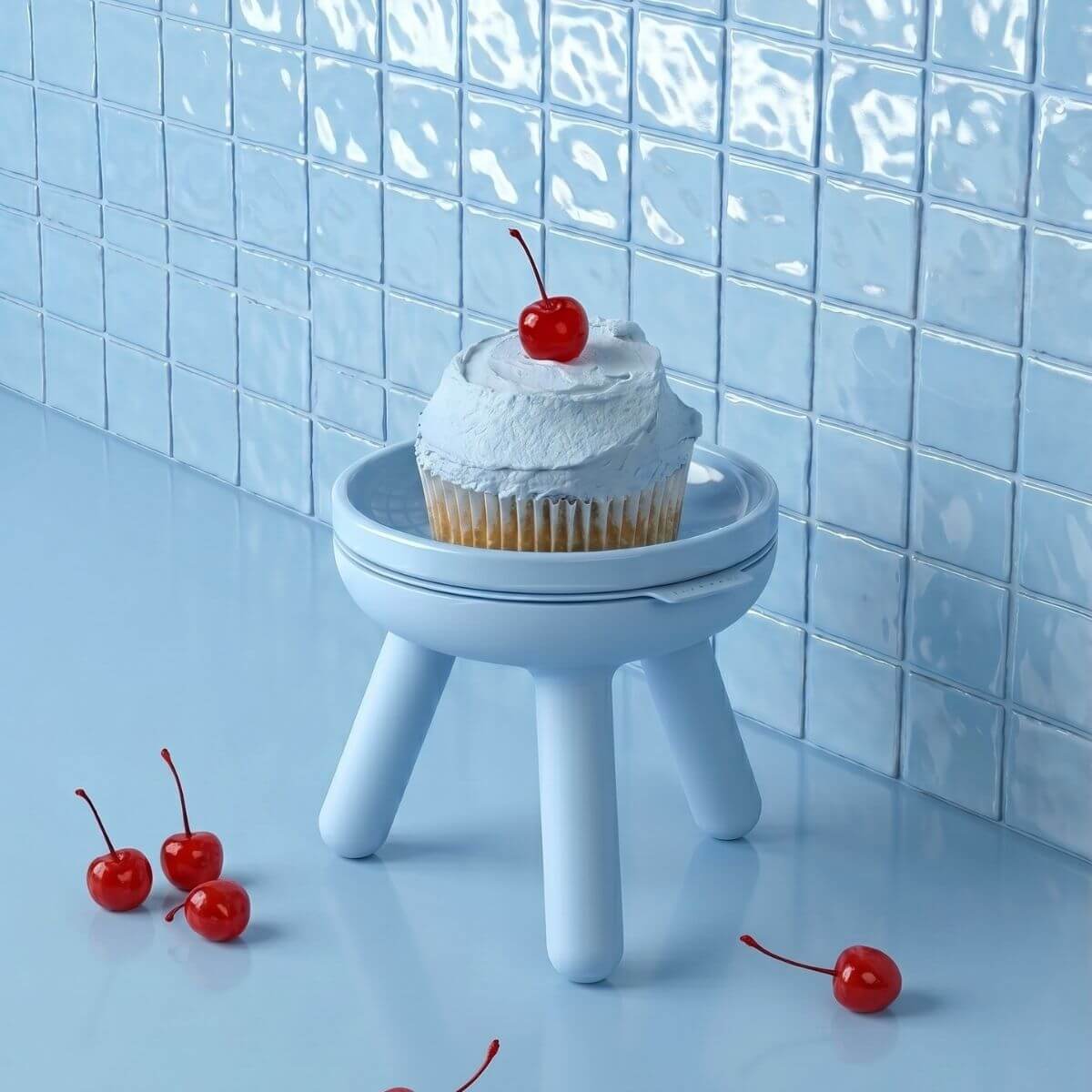 INHERENT Outdoor Oreo Table | Baby Blue