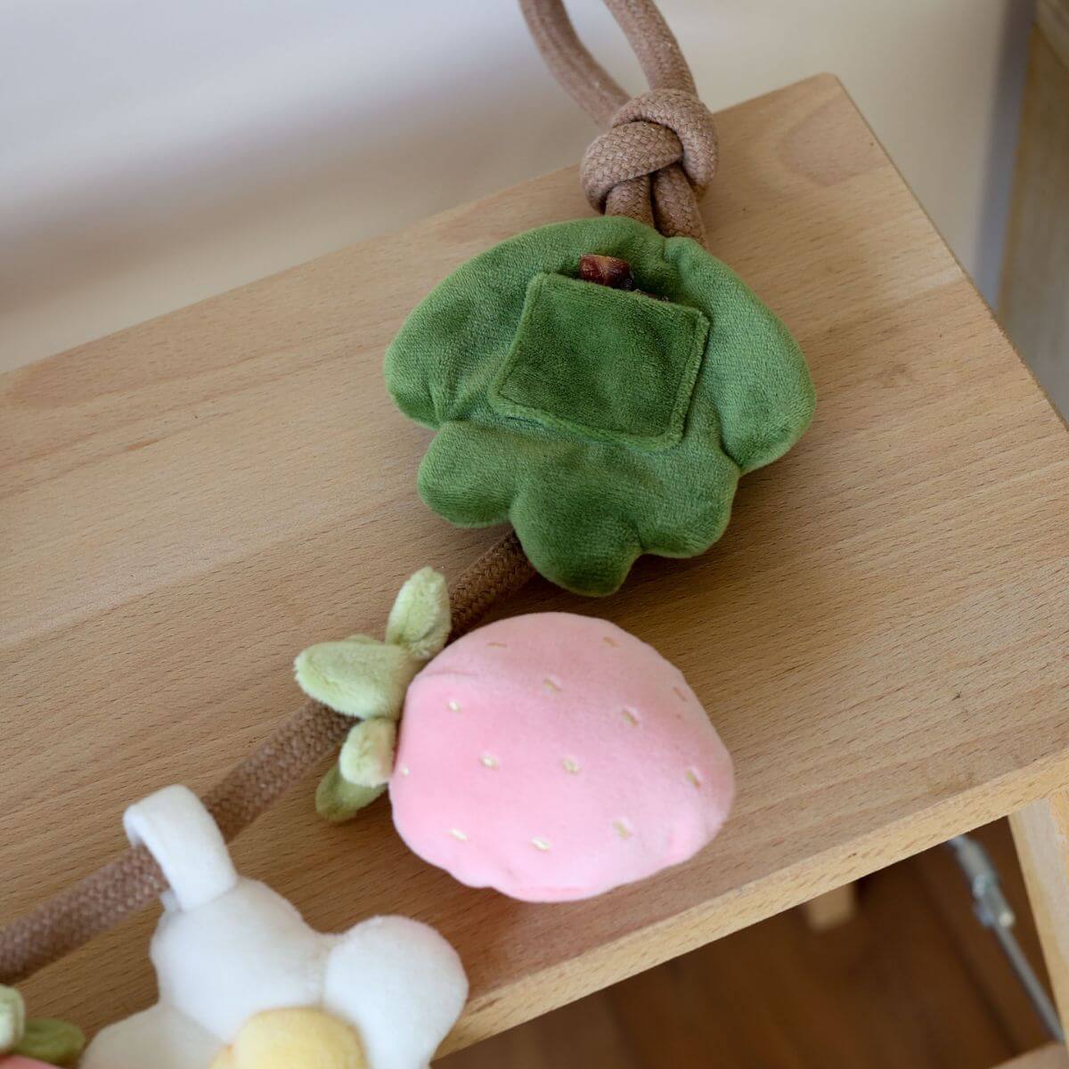Pups & Bubs Strawberry Vine Rope Toy