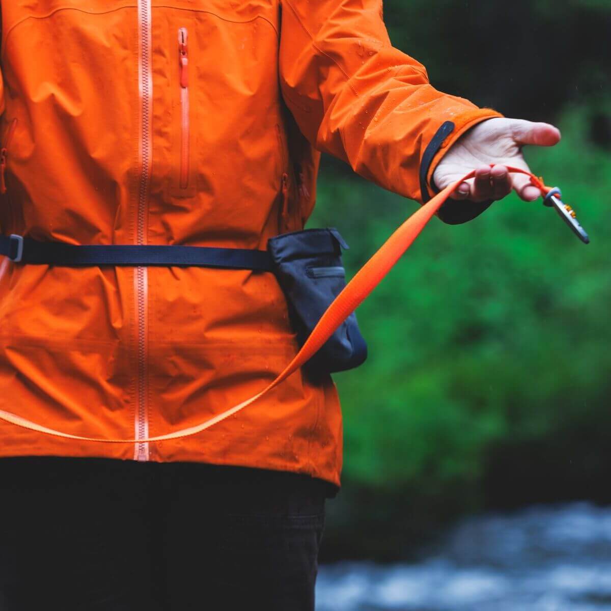 Ruffwear Rogue Long Line in blaze orange from the off-cadence collection. 