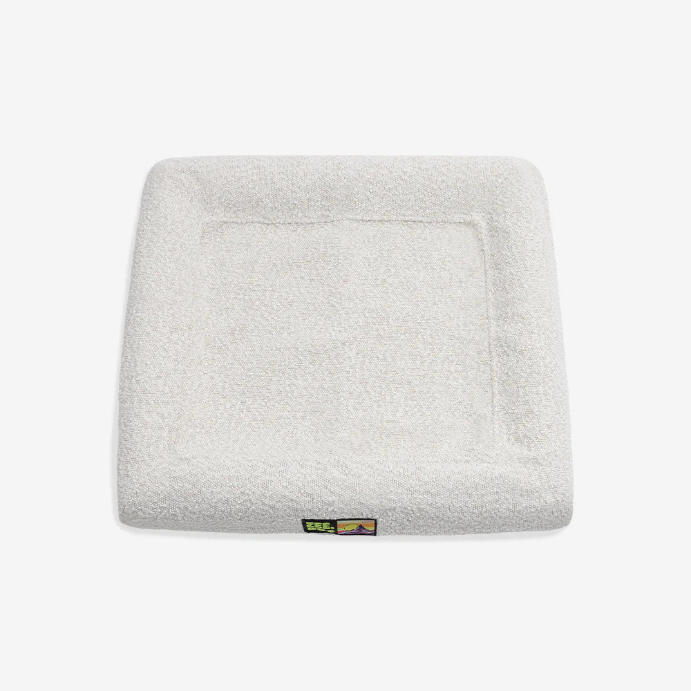 Zee.Dog Boucle Bed Cover | Snow