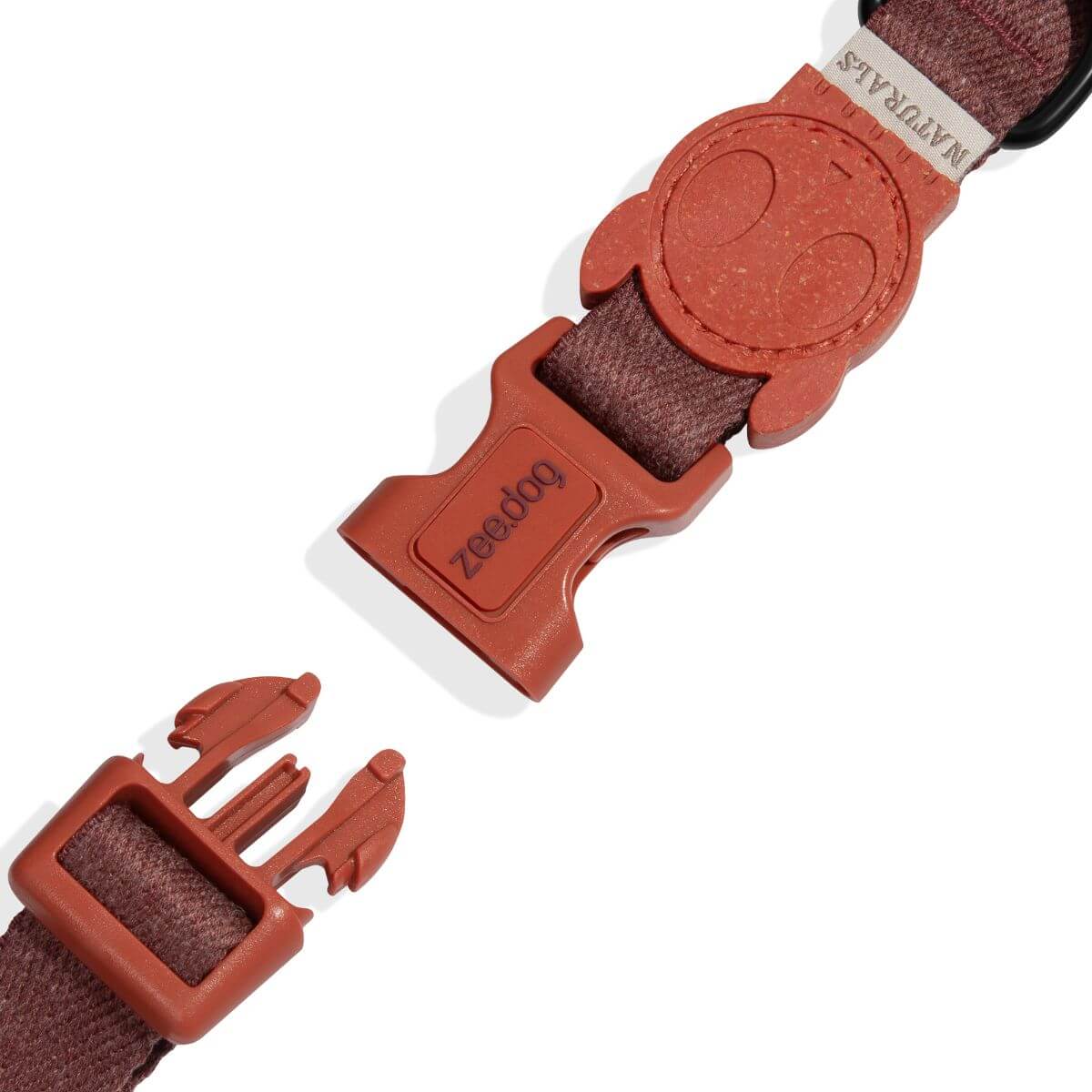 Zee.Dog Naturals Collar Cocoa against a white background/.