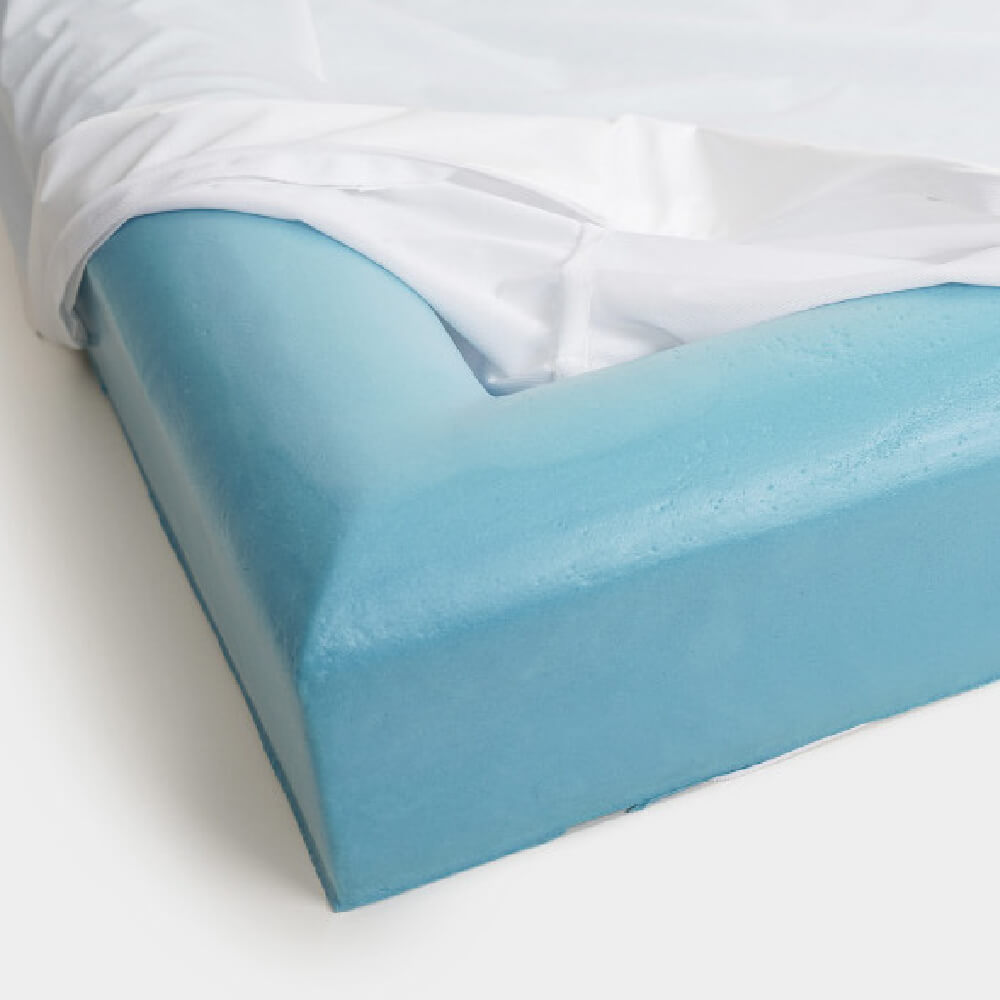 HOWLPOT Water-Resistant Memory Foam Bed