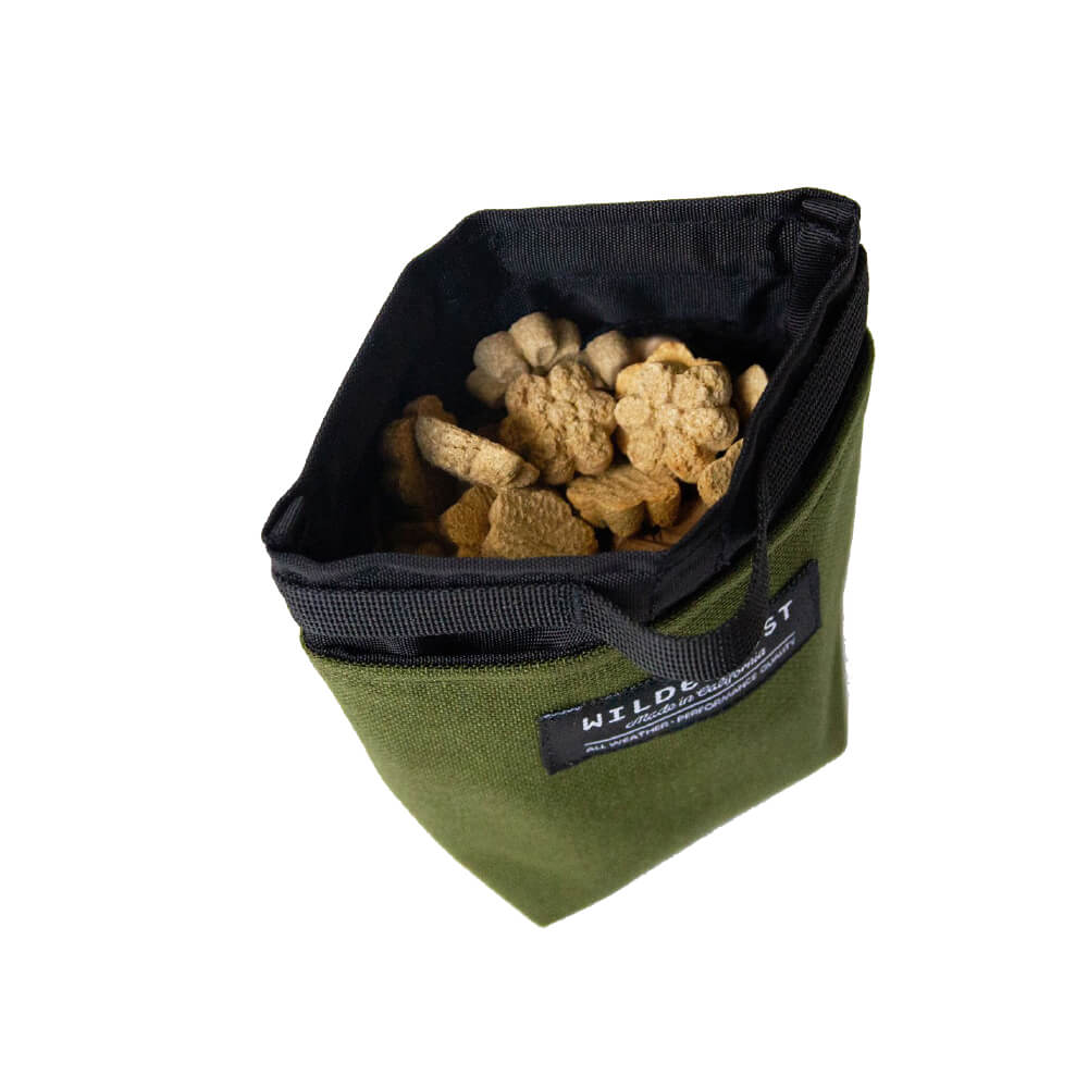 Wildebeest Alamo Dog Treat Pouch | Olive - Vanillapup Online Pet Store